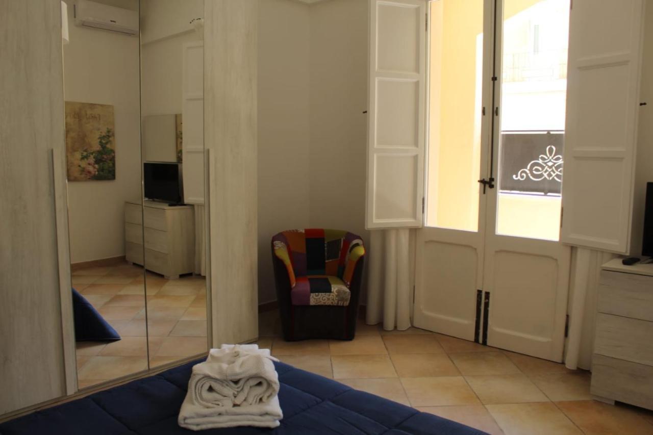 Ohana: Casa Nel Centro Di Lecce Luaran gambar